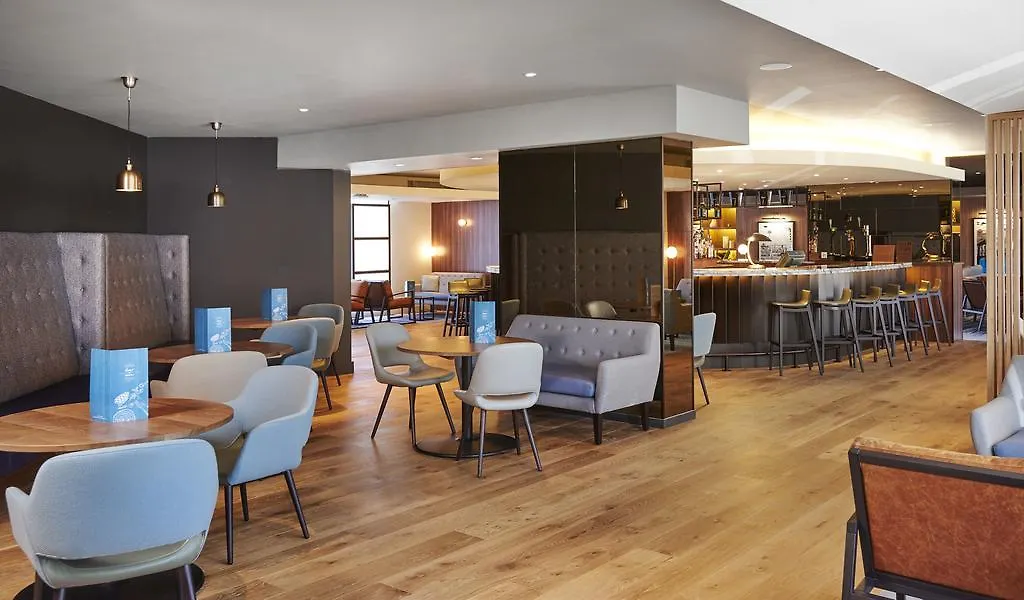 ****  מלון Doubletree By Hilton London Excel בריטניה