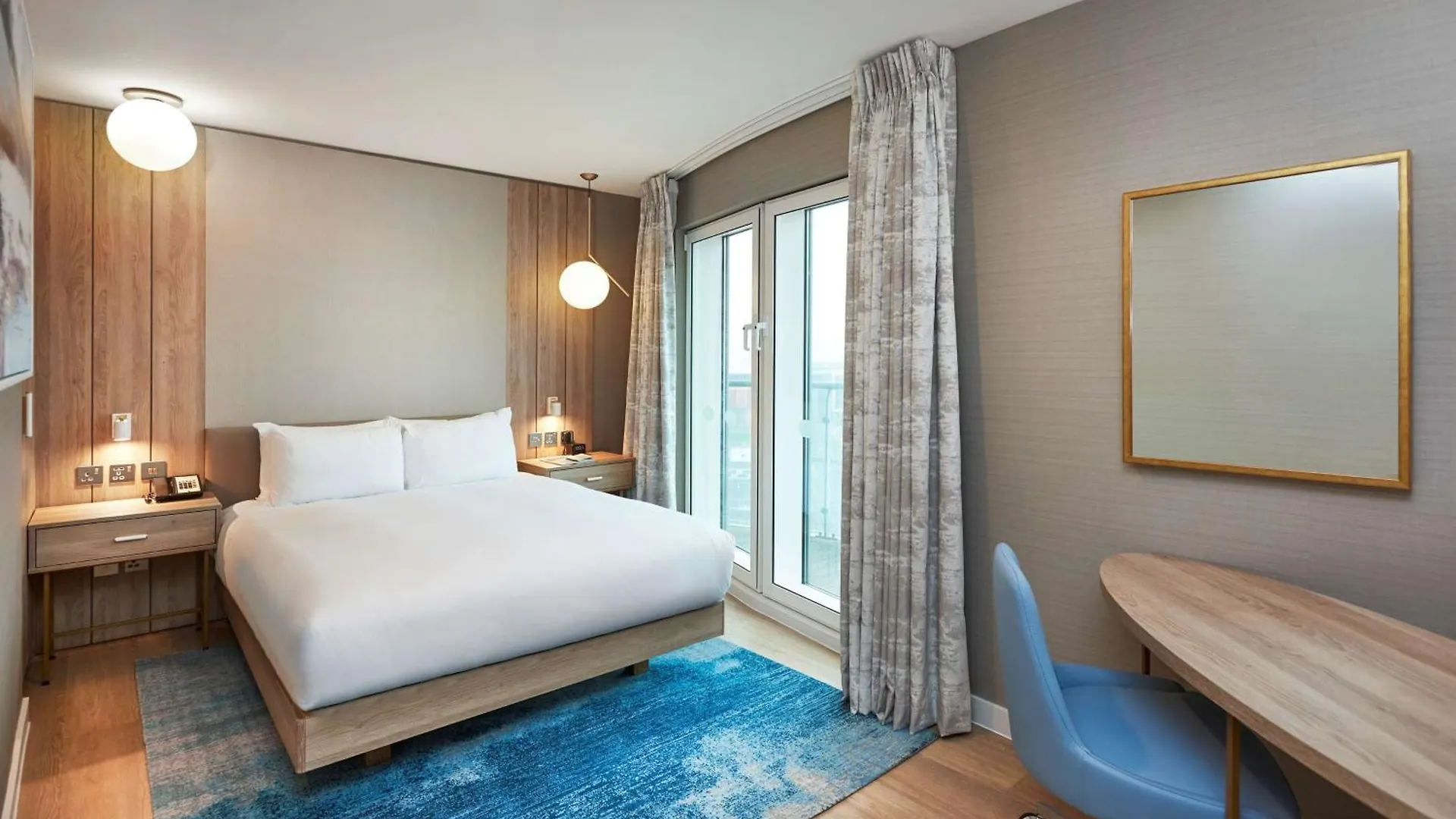מלון Doubletree By Hilton London Excel