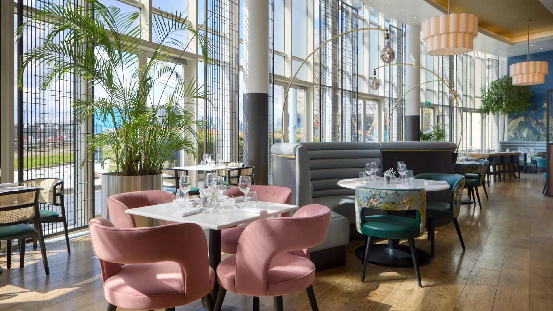 מלון Doubletree By Hilton London Excel