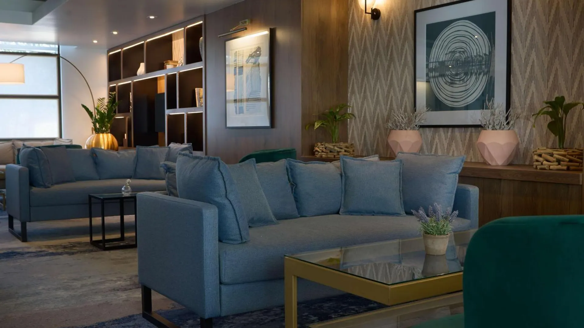 Hotel Doubletree By Hilton London Excel 4*,