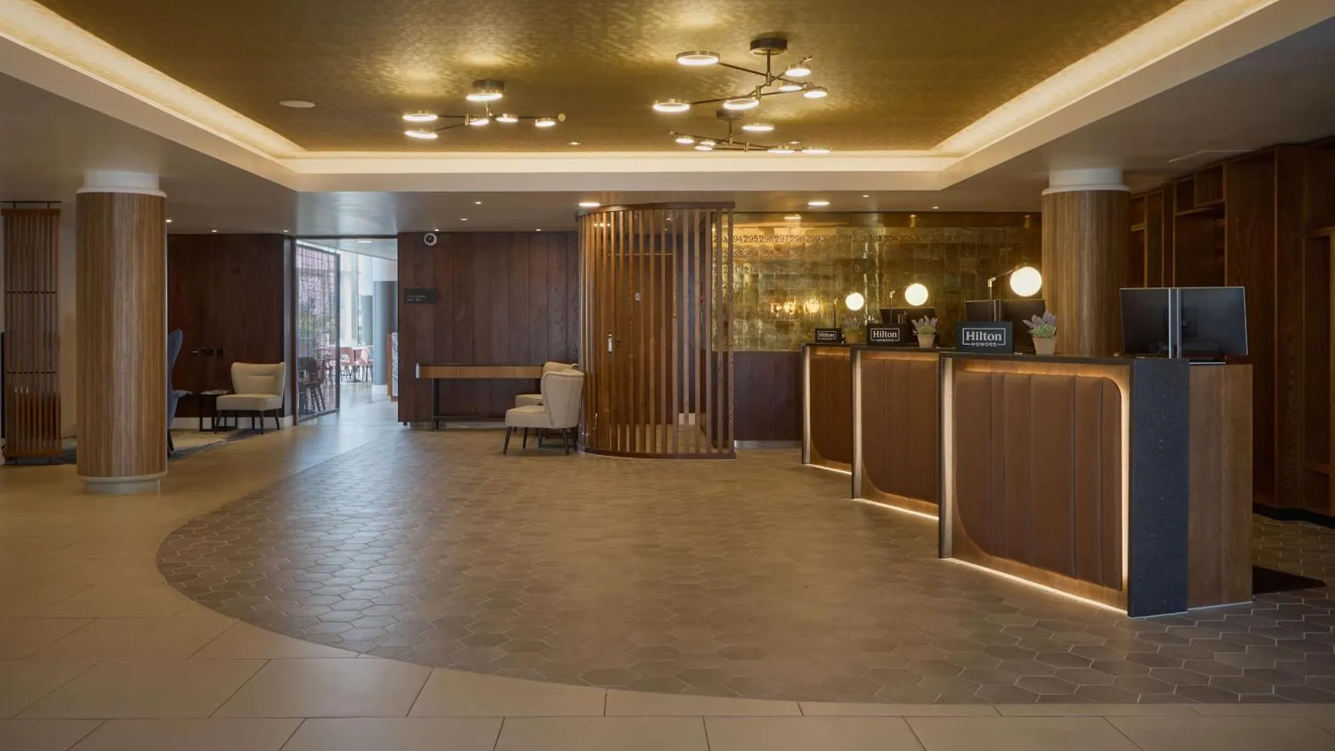 Hotel Doubletree By Hilton London Excel