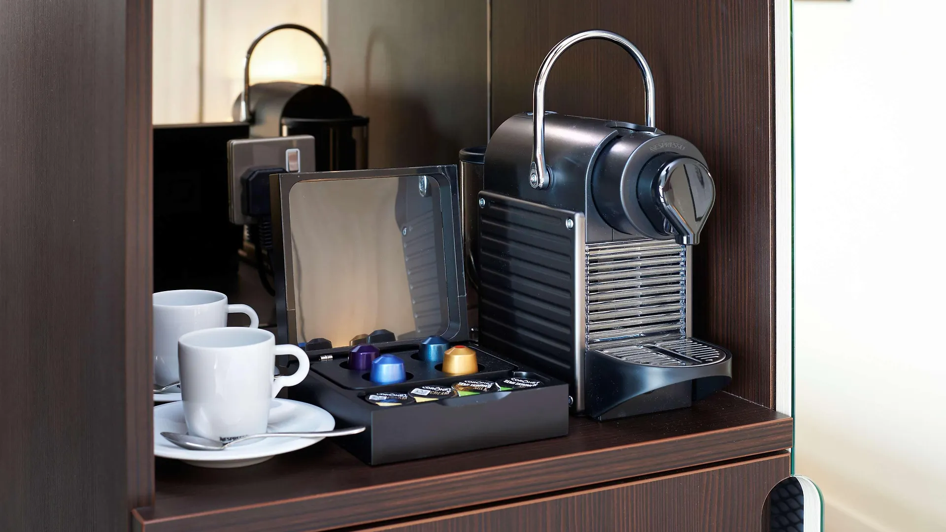 Doubletree By Hilton London Excel Hotel 4*,  United Kingdom